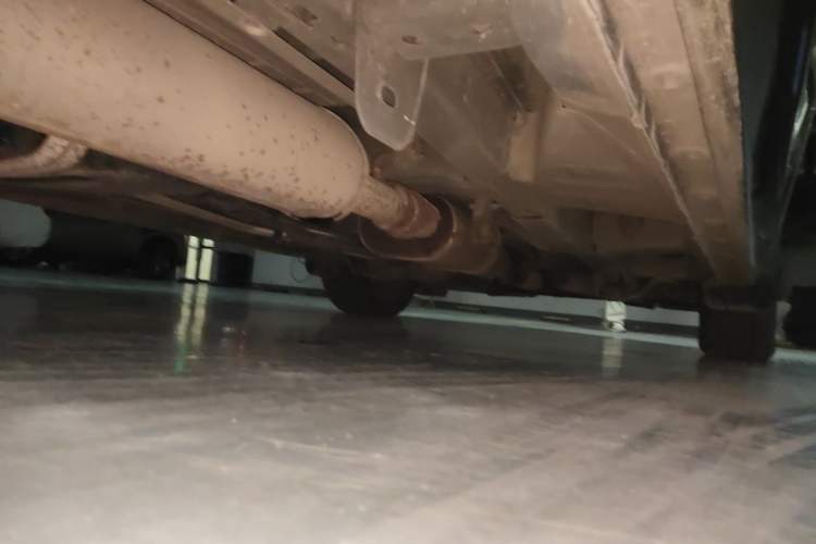 Used Buick GL8 2011 3.0L XT Luxury Business Flagship Edition Chassis Rear Right