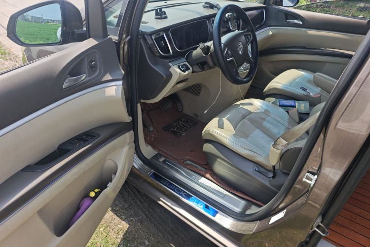 Used Buick GL8 2011 3.0L GT Luxury Business Haoya Edition Driver Seat