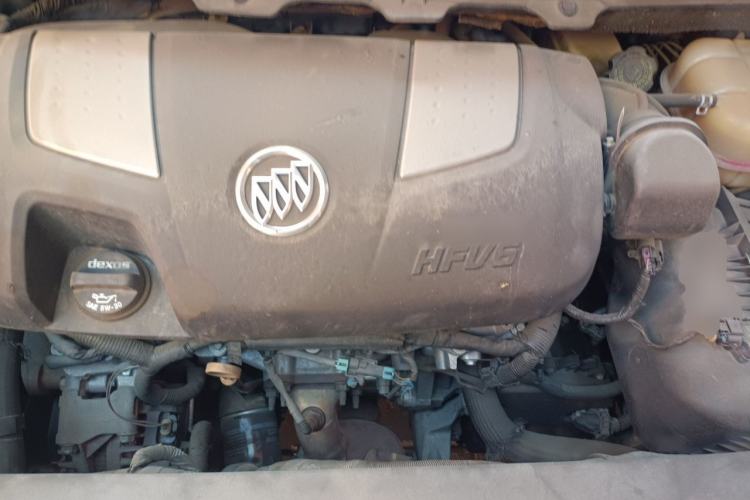 Used Buick GL8 2011 3.0L XT Luxury Business Flagship Edition Engine Bay