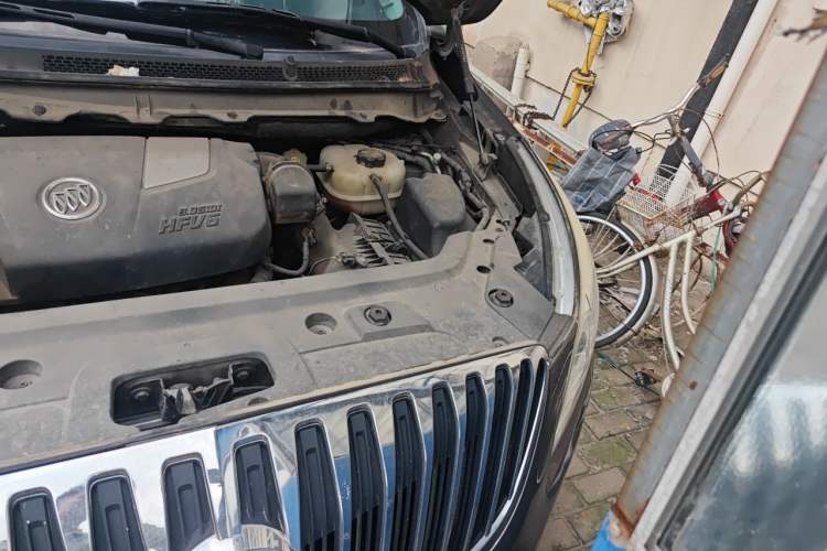 Used Buick GL8 2011 3.0L XT Luxury Business Flagship Edition Engine Bay Left