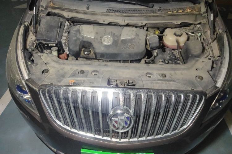 Used Buick GL8 2011 3.0L XT Luxury Business Flagship Edition Engine Bay