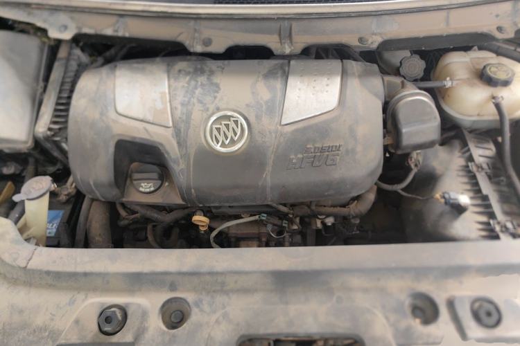 Used Buick GL8 2011 3.0L XT Luxury Business Flagship Edition Engine Bay
