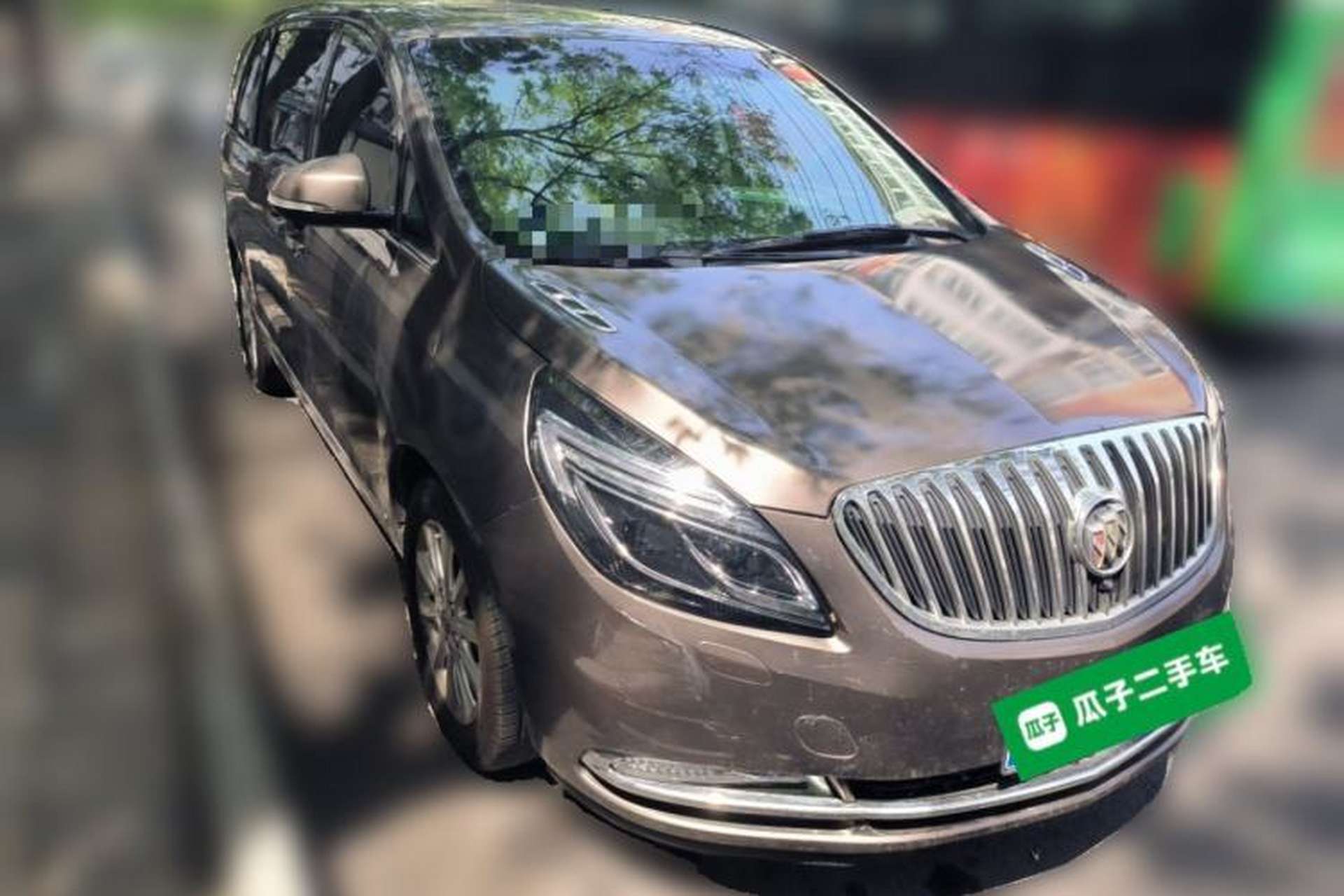 Used Buick GL8 2011 3.0L GT Luxury Business Haoya Edition Front Right 45 Deg