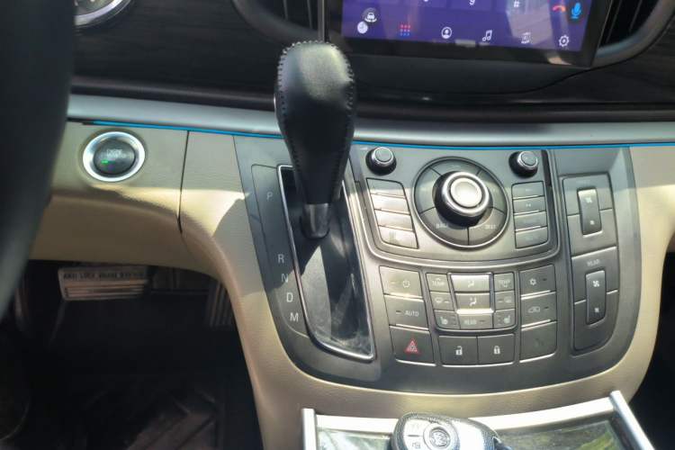 Used Buick GL8 2011 3.0L GT Luxury Business Haoya Edition Gear Lever