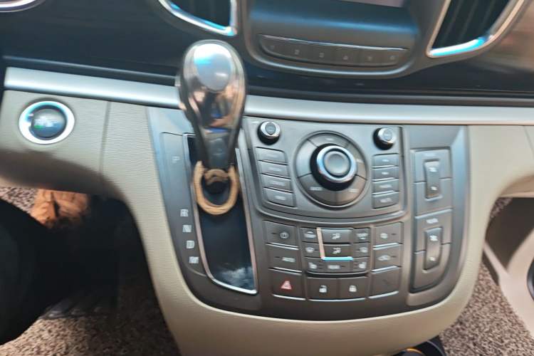 Used Buick GL8 2011 3.0L GT Luxury Business Haoya Edition Gear Lever