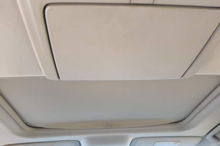 Used Buick GL8 2011 3.0L XT Luxury Business Flagship Edition Headliner