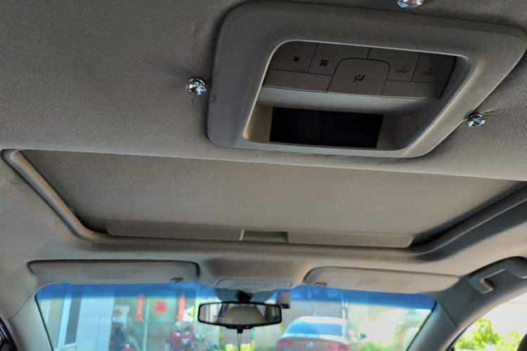 Used Buick GL8 2011 2.4L LT Executive Edition Headliner