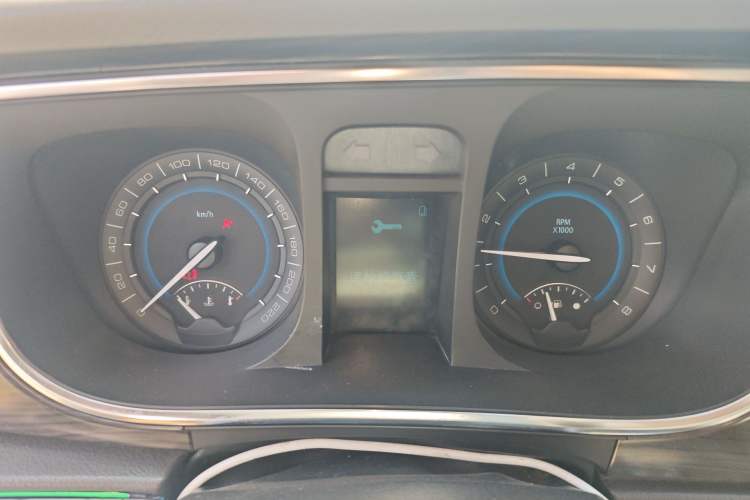 Used Buick GL8 2011 3.0L GT Luxury Business Haoya Edition Instrument Cluster