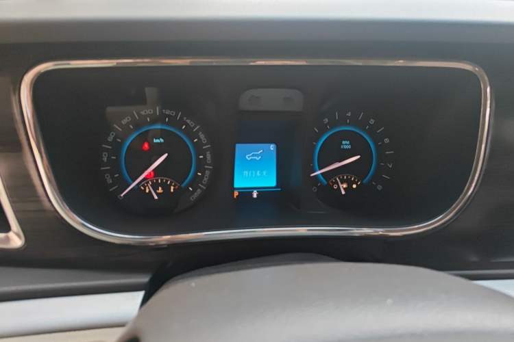 Used Buick GL8 2011 3.0L XT Luxury Business Flagship Edition Instrument Cluster