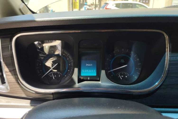 Used Buick GL8 2011 3.0L XT Luxury Business Flagship Edition Instrument Cluster