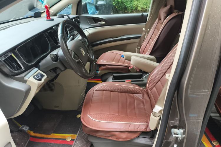 Used Buick GL8 2011 3.0L XT Luxury Business Flagship Edition Left Front Seat