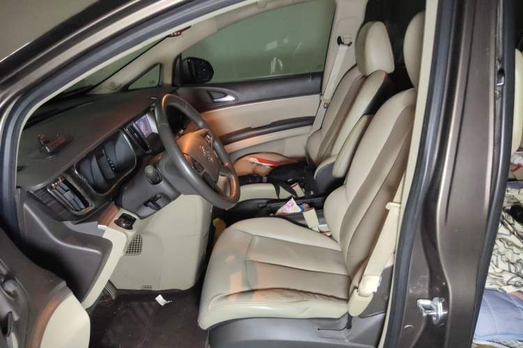 Used Buick GL8 2011 3.0L XT Luxury Business Flagship Edition Left Front Seat