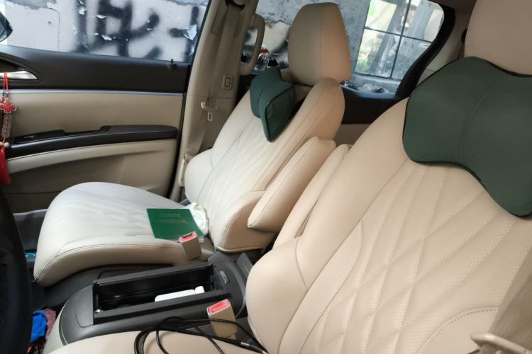 Used Buick GL8 2011 3.0L XT Luxury Business Flagship Edition Left Front Seat
