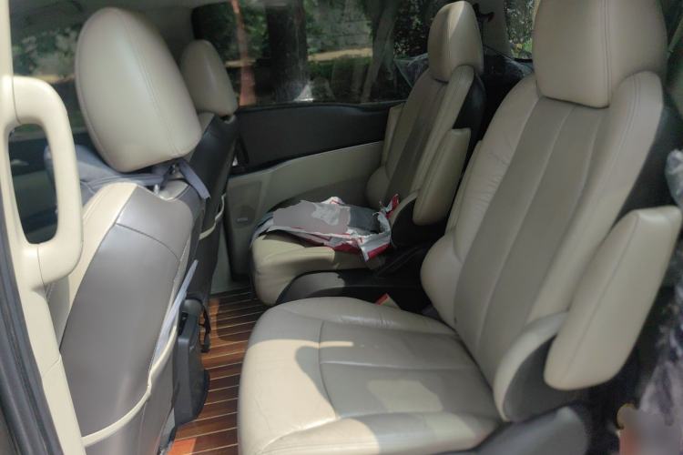 Used Buick GL8 2011 3.0L XT Luxury Business Flagship Edition Left Rear Seat