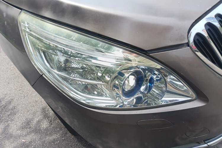Used Buick GL8 2011 2.4L LT Luxury Business Executive Edition Right Front Headlight