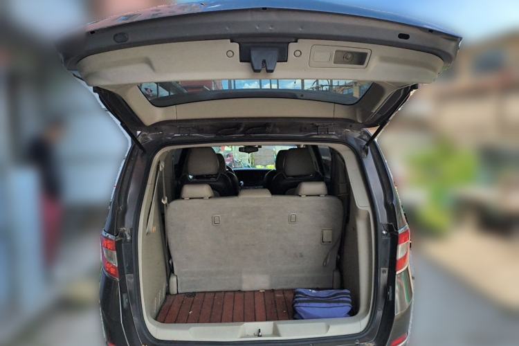 Used Buick GL8 2011 2.4L LT Executive Edition Trunk