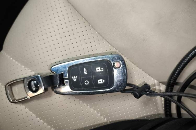 Used Buick GL8 2011 3.0L XT Luxury Business Flagship Edition Vehicle Key