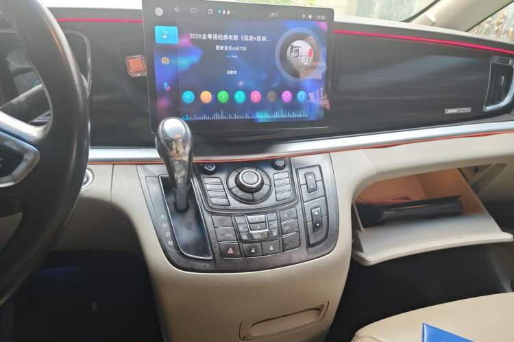 Used Buick GL8 2011 3.0L XT Luxury Business Flagship Edition Audio And AC Panel