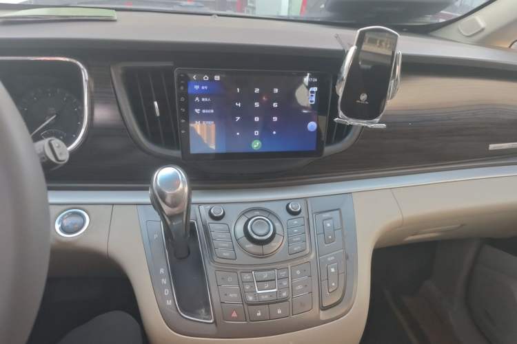 Used Buick GL8 2011 3.0L XT Luxury Business Flagship Edition Audio And AC Panel