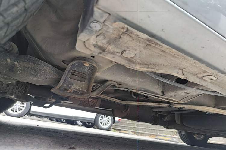 Used Buick GL8 2011 3.0L XT Luxury Business Flagship Edition Chassis Front Left