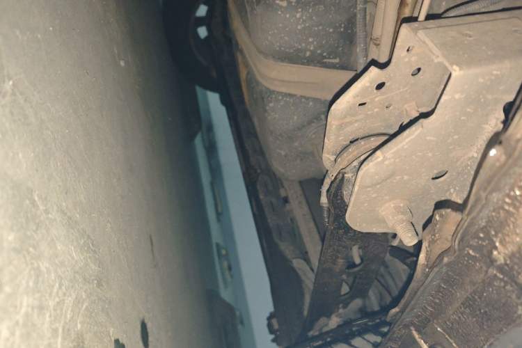 Used Buick GL8 2011 2.4L LT Executive Edition Chassis Front