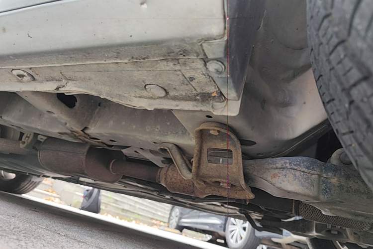 Used Buick GL8 2011 3.0L XT Luxury Business Flagship Edition Chassis Front Right