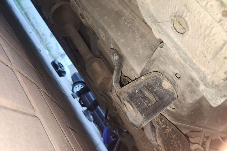 Used Buick GL8 2011 3.0L XT Luxury Business Flagship Edition Chassis Front Right