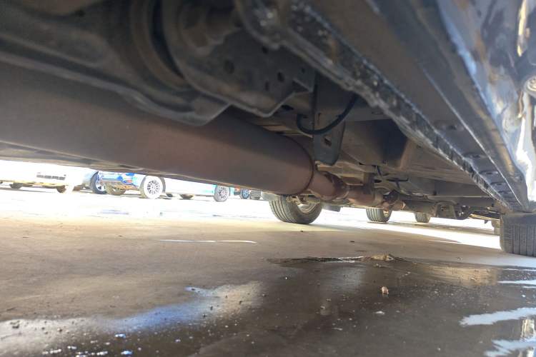 Used Buick GL8 2011 2.4L CT Luxury Business Comfort Edition Chassis Rear Right