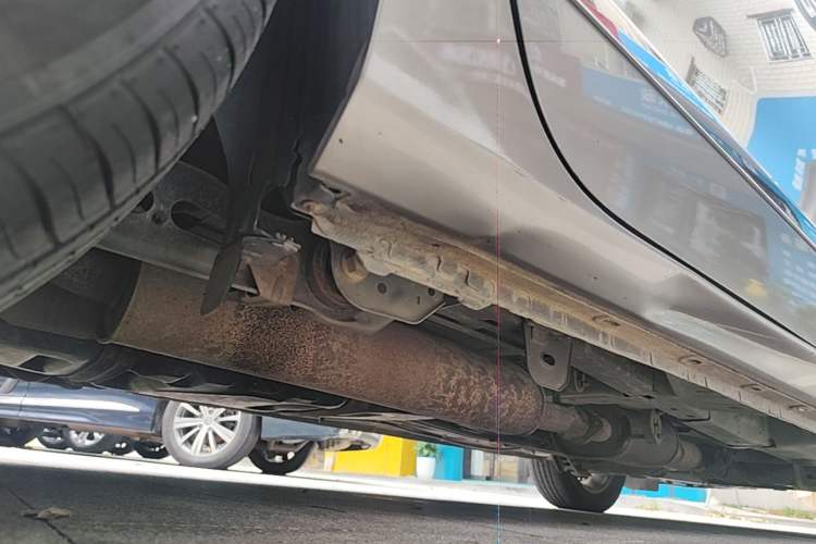 Used Buick GL8 2011 3.0L XT Luxury Business Flagship Edition Chassis Rear Right