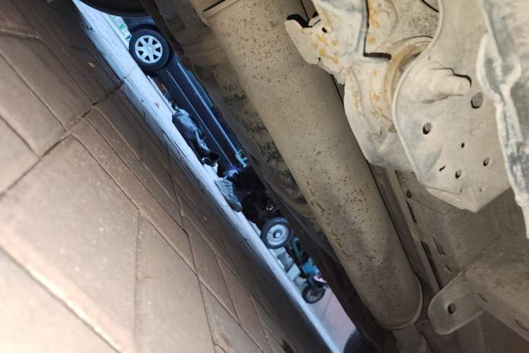 Used Buick GL8 2011 3.0L XT Luxury Business Flagship Edition Chassis Rear Right