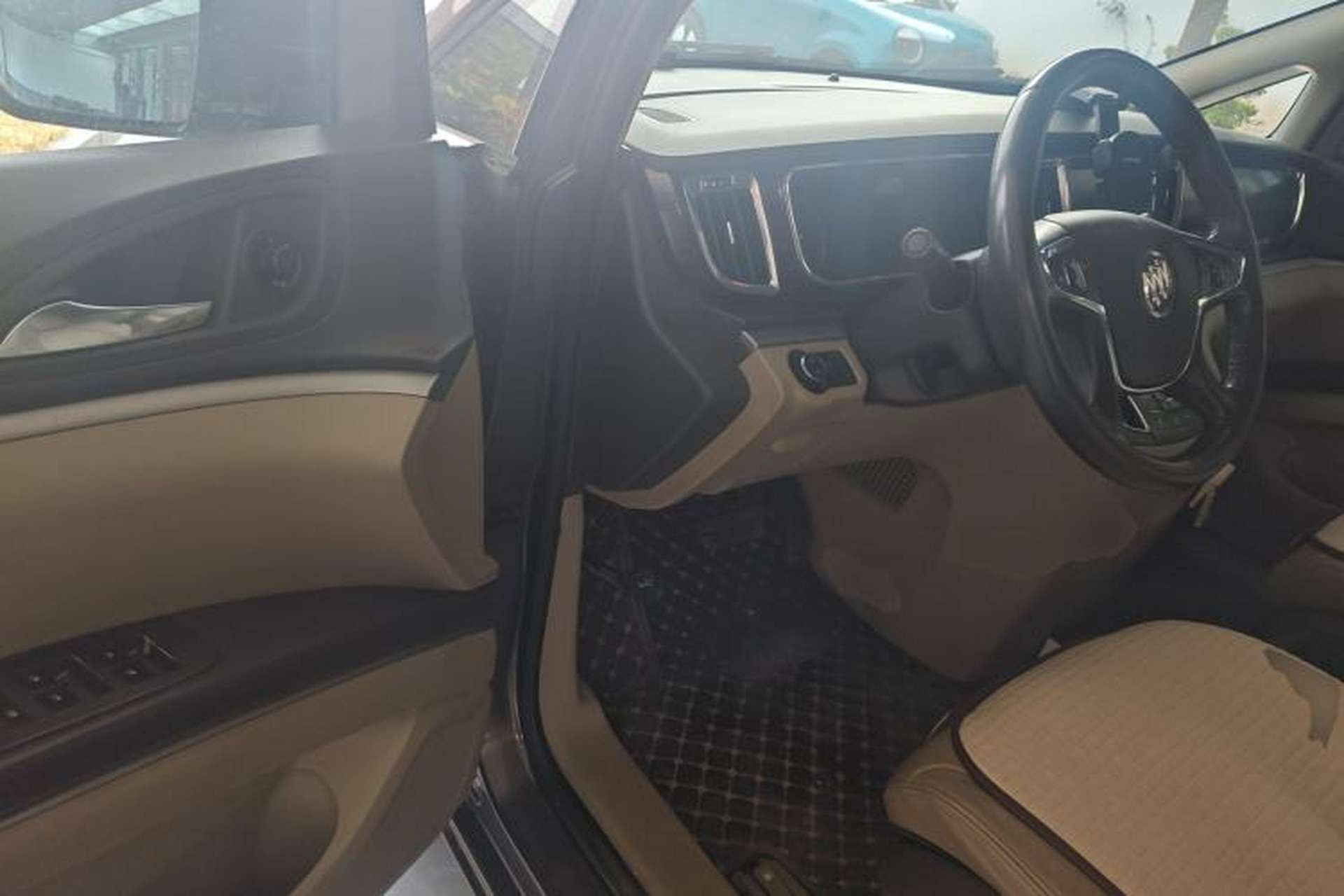 Used Buick GL8 2011 3.0L GT Luxury Business Haoya Edition Driver Seat