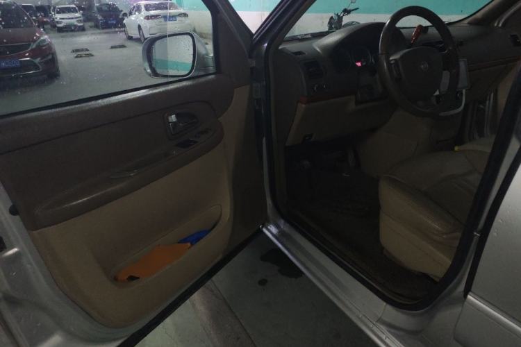 Used Buick GL8 2011 2.4L LT Executive Edition Driver Seat