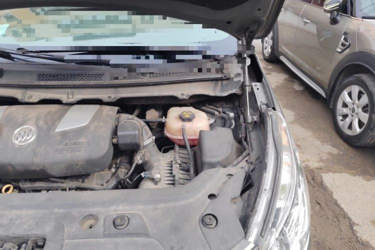 Used Buick GL8 2011 3.0L GT Luxury Business Haoya Edition Engine Bay Left