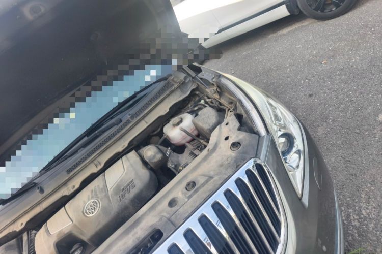 Used Buick GL8 2011 3.0L GT Luxury Business Haoya Edition Engine Bay Left
