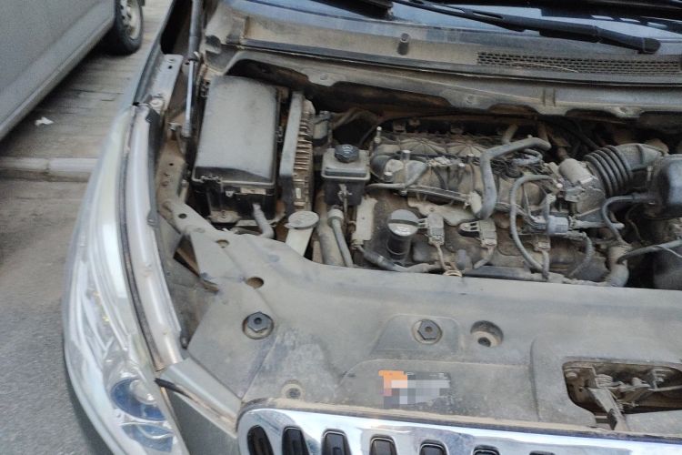 Used Buick GL8 2011 3.0L GT Luxury Business Haoya Edition Engine Bay Right