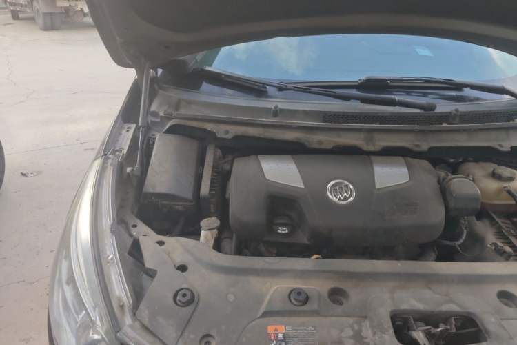 Used Buick GL8 2011 3.0L XT Luxury Business Flagship Edition Engine Bay Right