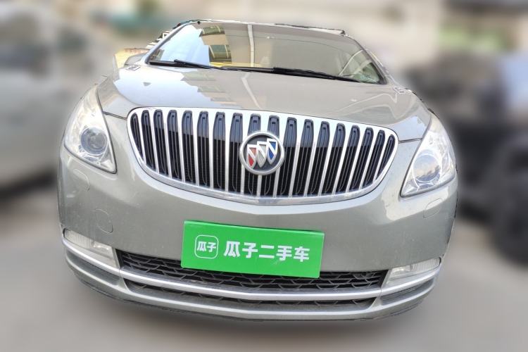 Used Buick GL8 2011 3.0L GT Luxury Business Haoya Edition Front