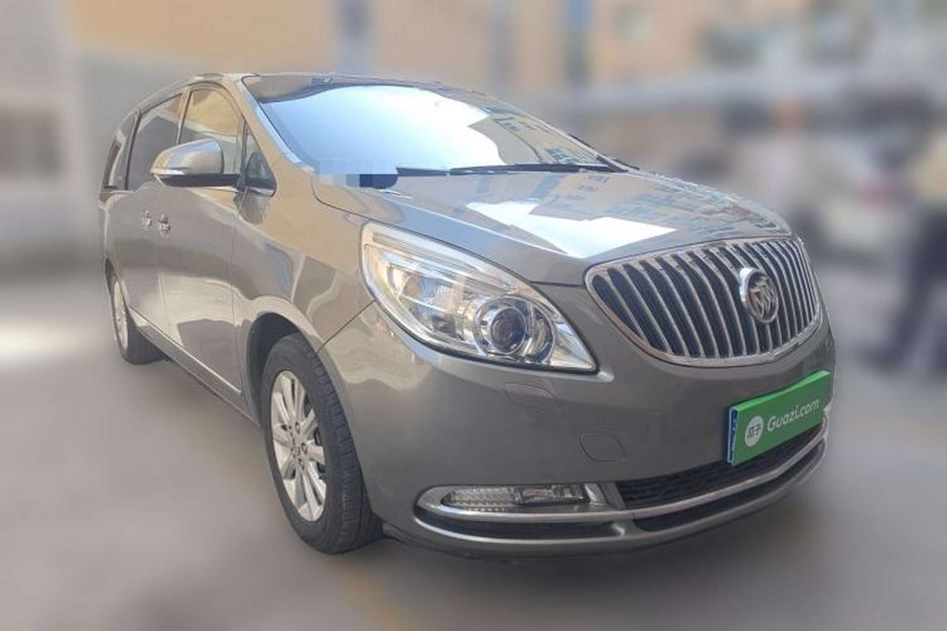 Used Buick GL8 2011 3.0L GT Luxury Business Haoya Edition Front Right 45 Deg