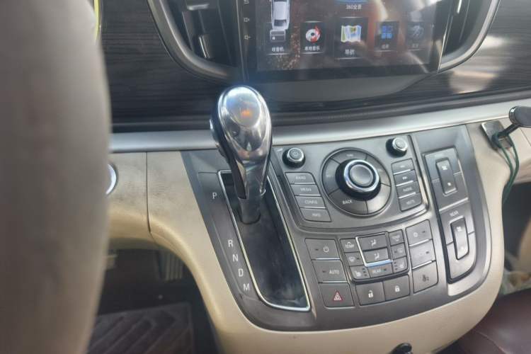 Used Buick GL8 2011 3.0L GT Luxury Business Haoya Edition Gear Lever