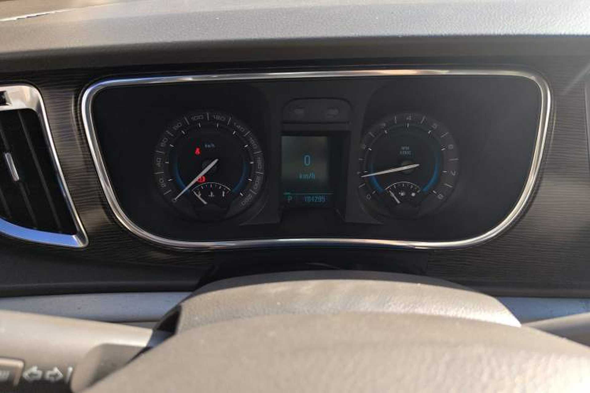 Used Buick GL8 2011 2.4L CT Luxury Business Comfort Edition Instrument Cluster