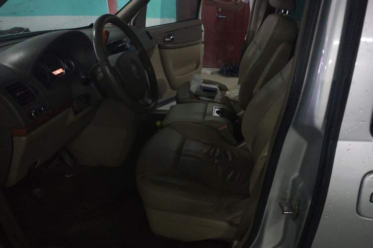 Used Buick GL8 2011 2.4L LT Executive Edition Left Front Seat