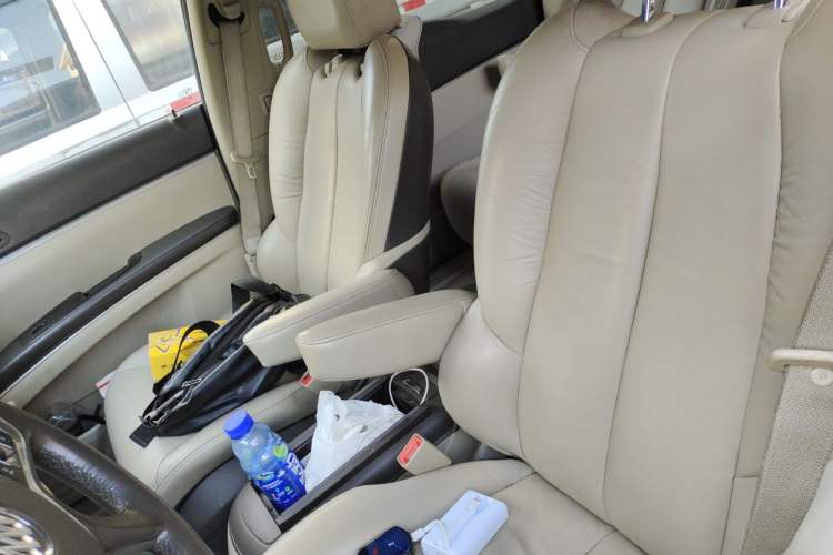 Used Buick GL8 2011 3.0L GT Luxury Business Haoya Edition Left Front Seat