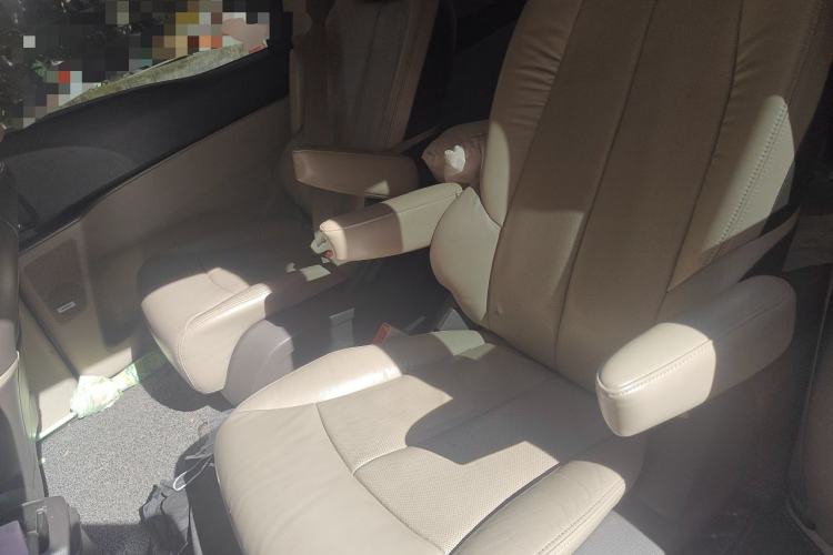 Used Buick GL8 2011 3.0L GT Luxury Business Haoya Edition Left Rear Seat
