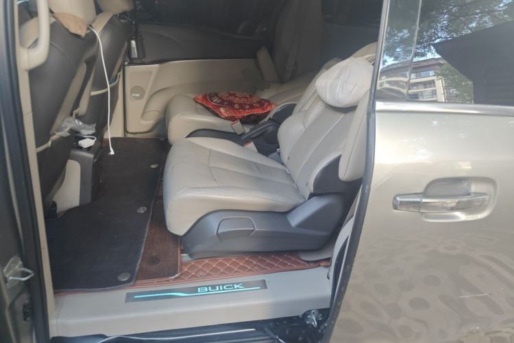 Used Buick GL8 2011 3.0L XT Luxury Business Flagship Edition Left Rear Seat