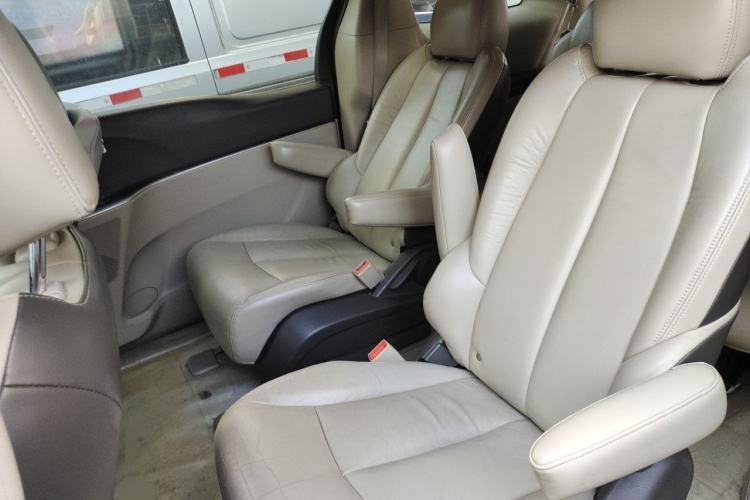 Used Buick GL8 2011 3.0L GT Luxury Business Haoya Edition Left Rear Seat