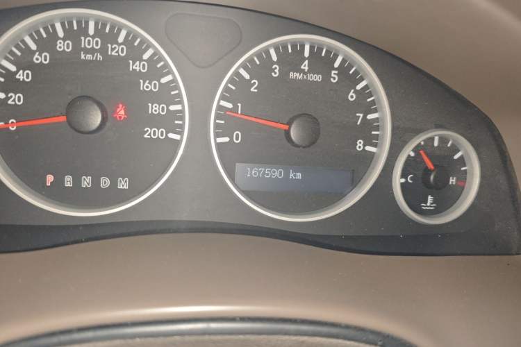 Used Buick GL8 2011 2.4L LT Executive Edition Odometer Close Up