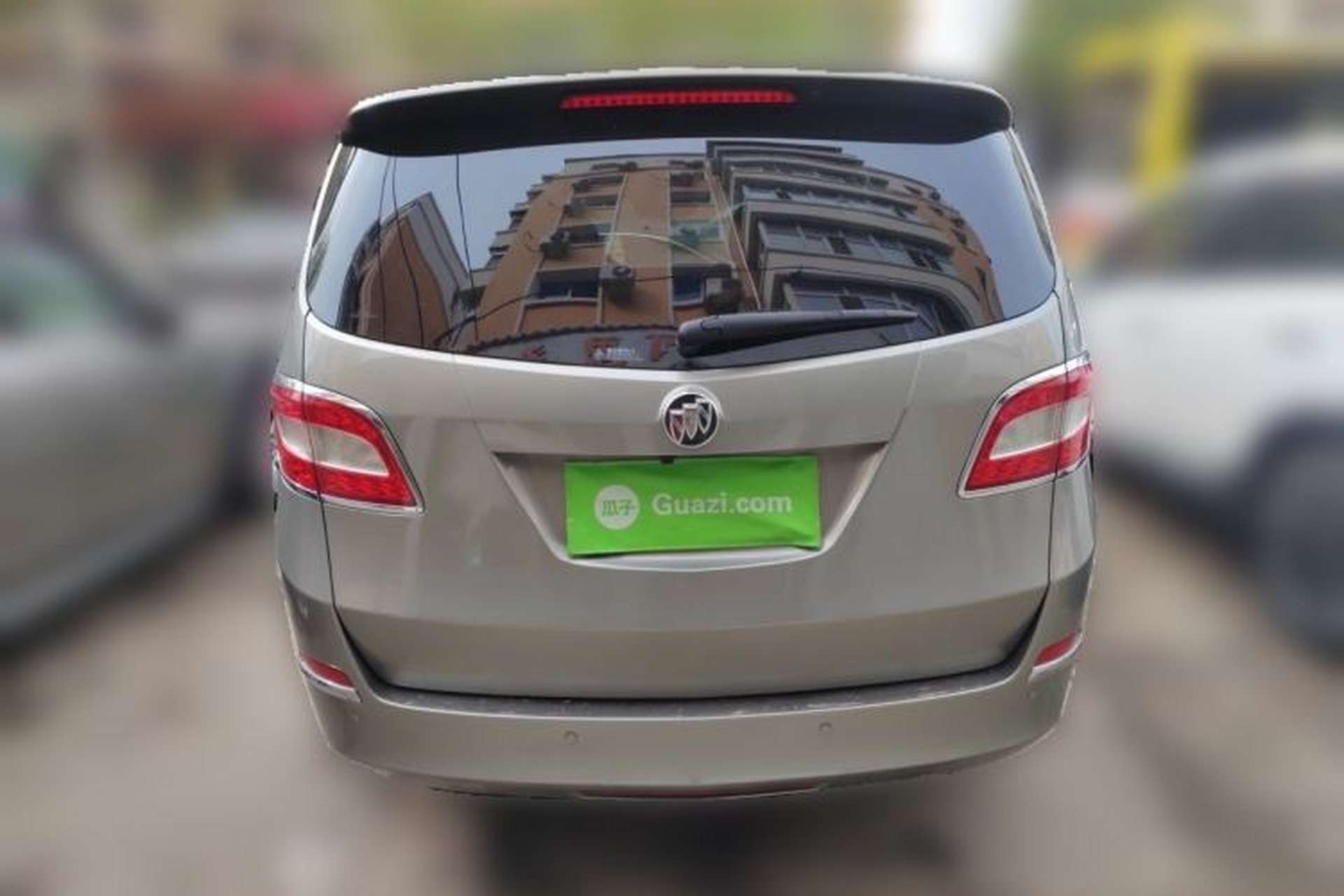 Used Buick GL8 2011 3.0L GT Luxury Business Haoya Edition Rear