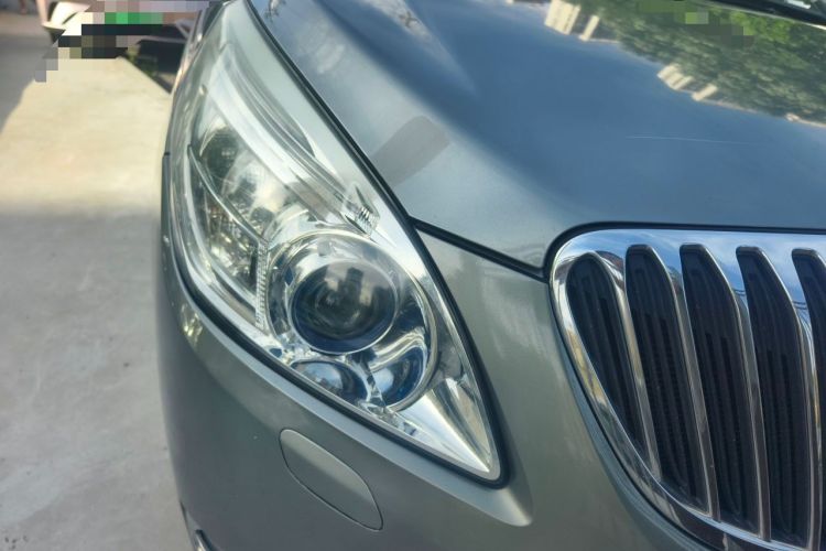 Used Buick GL8 2011 3.0L GT Luxury Business Haoya Edition Right Front Headlight