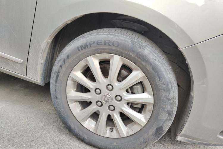 Used Buick GL8 2011 3.0L GT Luxury Business Haoya Edition Right Front Wheel Hub
