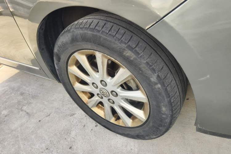 Used Buick GL8 2011 3.0L GT Luxury Business Haoya Edition Right Front Wheel Hub